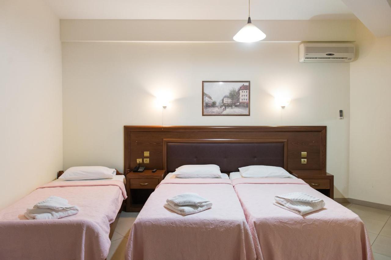Hotel Aigli Farsala エクステリア 写真