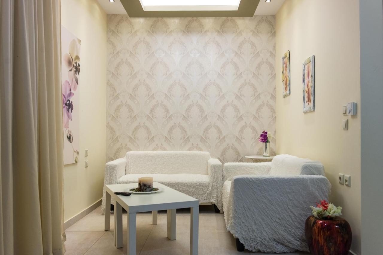 Hotel Aigli Farsala エクステリア 写真